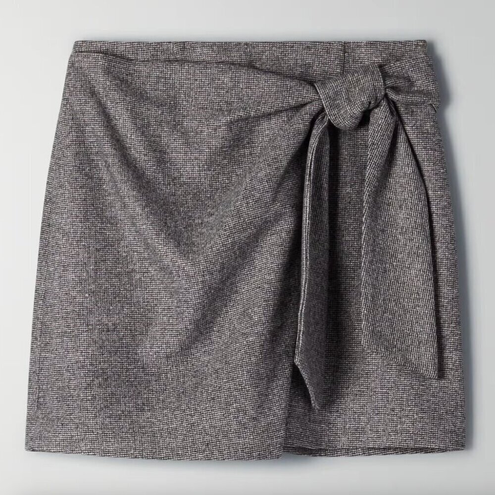 Aritzia Wilfred Wrap Front Wool Cashmere Bow Mini Skirt Grey Plaid Size 10